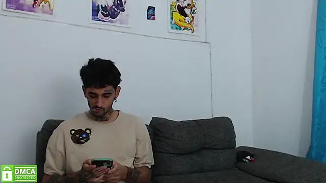 Snapshot of sombralovers chatting on November 26, 2:17 pm sombralovers online show from November 26, 2:17 pm