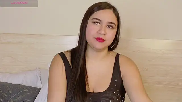 Snapshot of Mia_belmontt chatting on October 11, 8:10 pm Mia belmontt online show from October 11, 8:10 pm