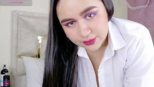 Snapshot of Mia_belmontt chatting on November 20, 8:53 pm Mia belmontt online show from November 20, 8:53 pm