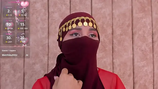 Snapshot of _alishaa_c chatting on October 24, 10:36 am alishaa c online show from October 24, 10:36 am