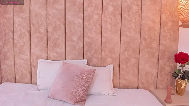 Snapshot of _alishaa_c chatting on November 29, 3:17 am alishaa c online show from November 29, 3:17 am