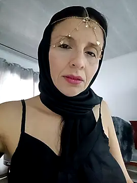 Aafsha  online show from March 6, 12:00 pm