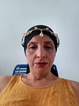 Aafsha  online show from April 13, 7:18 pm