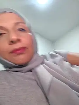 Snapshot of Aafsha_ chatting on June 21, 10:54 am Aafsha online show from June 21, 10:54 am