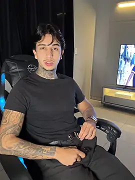 RealGdiass online show from October 4, 3:52 am