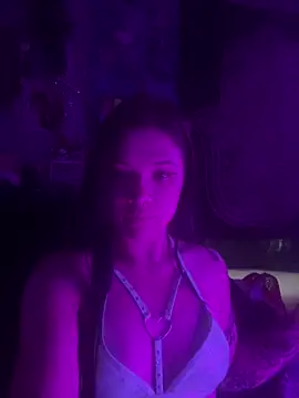 Snapshot of Jynx420friendly chatting on June 19, 7:30 pm Jynx420friendly online show from June 19, 7:30 pm
