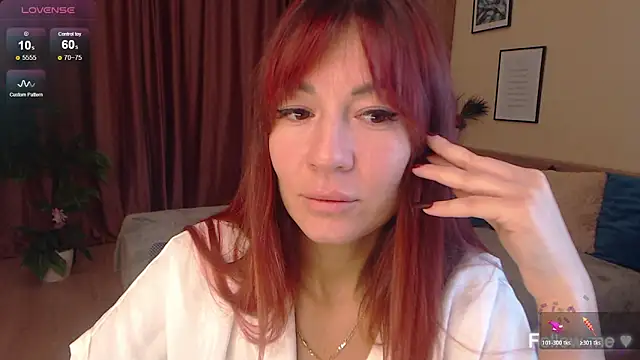 Snapshot of Bally_Bay chatting on November 7, 2:05 am Bally Bay online show from November 7, 2:05 am