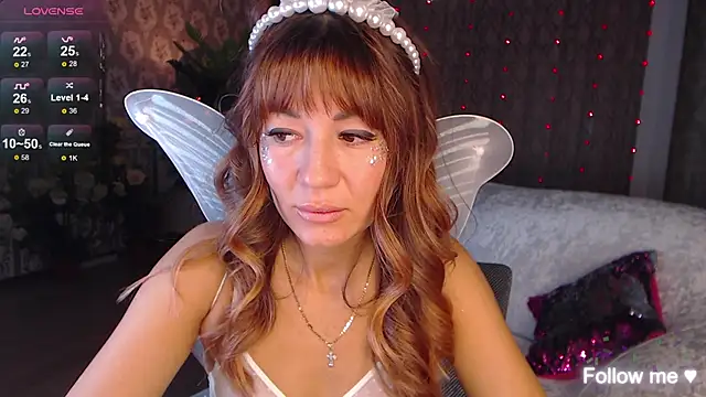 Snapshot of Bally_Bay chatting on October 28, 2:12 am Bally Bay online show from October 28, 2:12 am