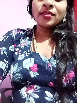Snapshot of Priyanka_hot54 chatting on October 8, 6:19 pm Priyanka hot54 online show from October 8, 6:19 pm