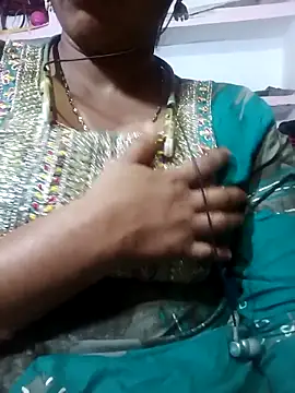 Snapshot of Priyanka_hot54 chatting on October 20, 7:47 pm Priyanka hot54 online show from October 20, 7:47 pm