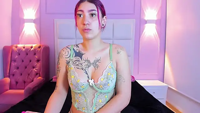 Snapshot of ZammyRossee chatting on February 10, 3:16 am ZammyRossee online show from February 10, 3:16 am