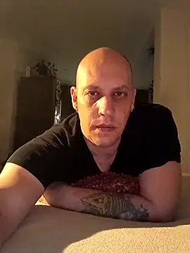 Kobradera1984 online show from March 4, 10:50 pm