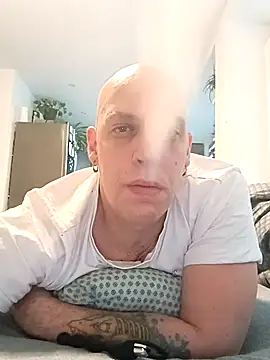 Kobradera1984 online show from December 1, 8:48 am