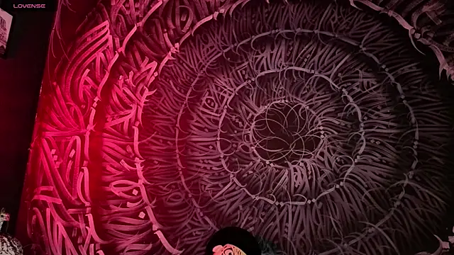 dahlia darkwood online show from November 28, 4:12 am