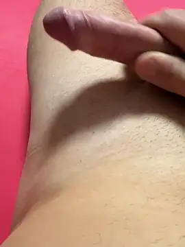 Snapshot of GiNo_93 chatting on November 10, 4:23 pm GiNo 93 online show from November 10, 4:23 pm