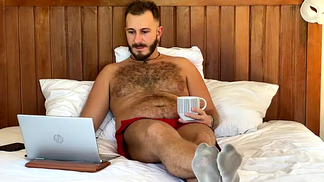 Snapshot of mrmaxiy chatting on June 7, 6:51 am mrmaxiy online show from June 7, 6:51 am