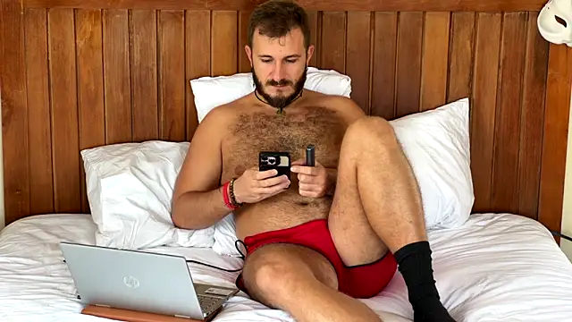 Snapshot of mrmaxiy chatting on June 2, 2:11 am mrmaxiy online show from June 2, 2:11 am
