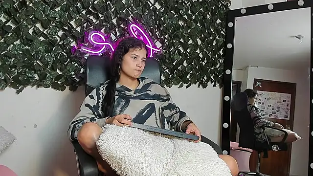 Samanta Ortiz online show from January 15, 7:06 pm