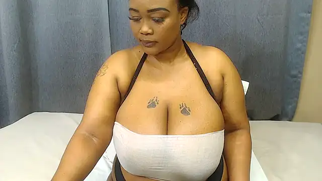 BustyAngelx30 online show from June 25, 3:59 am