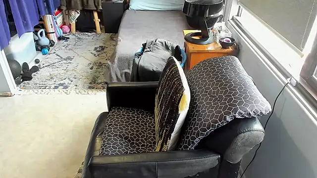 CassiusJohnson online show from October 30, 3:05 am