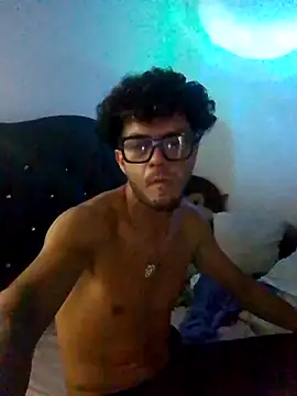 oiresopit7 online show from March 20, 2:12 am