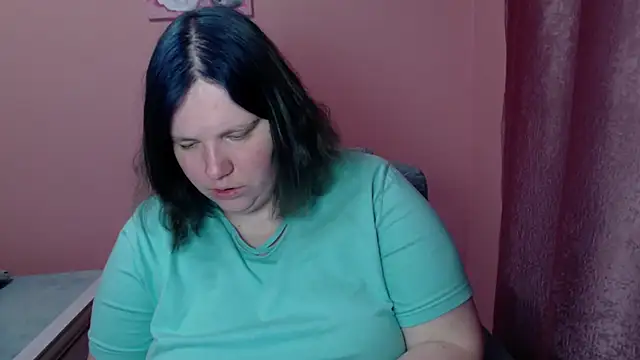  alexandra ray  online show from April 15, 11:05 am