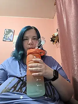  alexandra ray  online show from May 8, 10:41 am