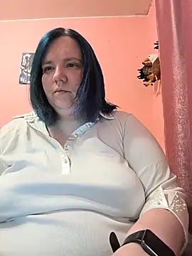  alexandra ray  online show from May 11, 10:05 am