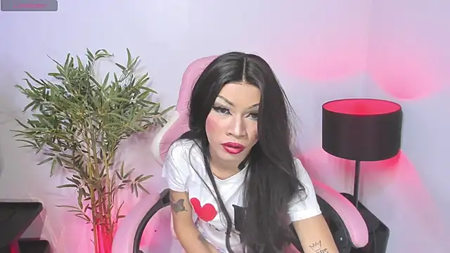 Snapshot of Shantal_Olivia chatting on October 3, 1:23 pm Shantal Olivia online show from October 3, 1:23 pm