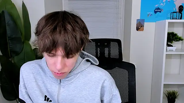 MarkBranston online show from April 6, 10:38 am