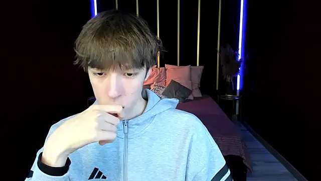 MarkBranston online show from February 15, 2:38 pm