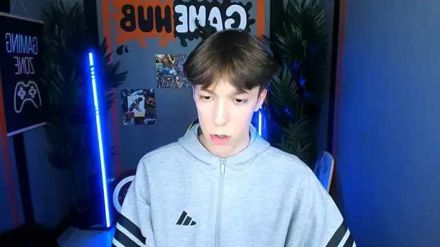 Snapshot of MarkBranston chatting on November 8, 3:15 pm MarkBranston online show from November 8, 3:15 pm