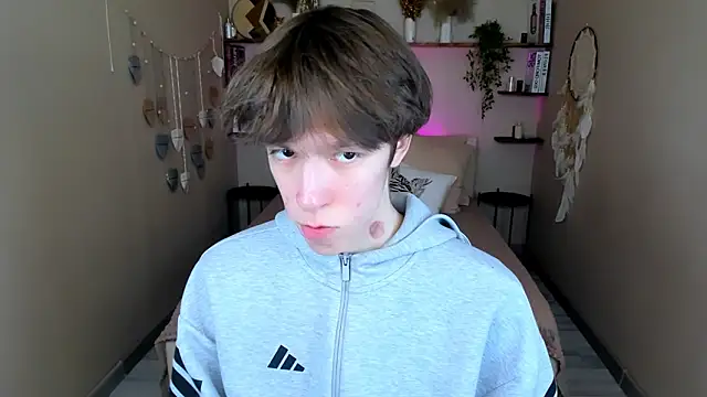 MarkBranston online show from March 14, 2:34 pm