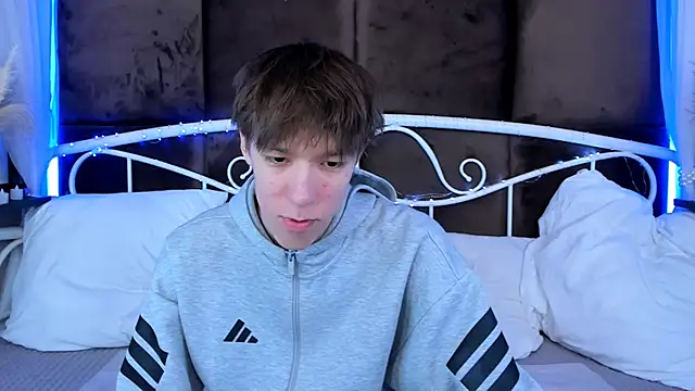 MarkBranston online show from March 30, 9:22 am