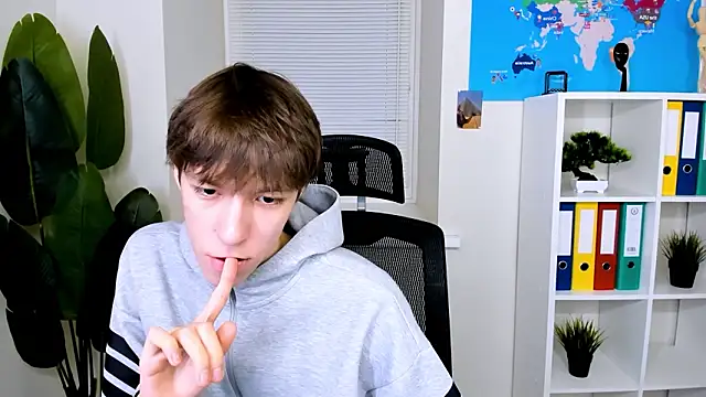 MarkBranston online show from February 6, 11:06 am