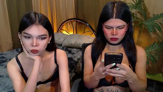 TWINKTRANSSHANEL online show from October 18, 10:17 am