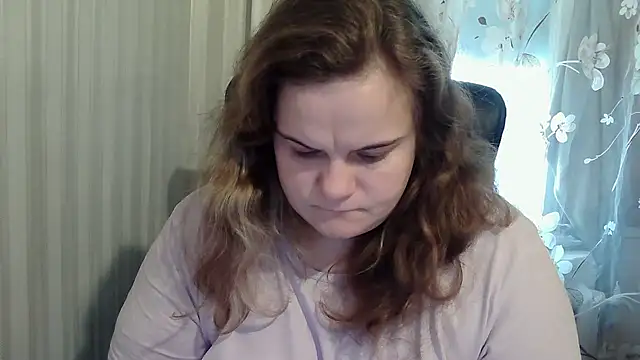 Snapshot of HarmonyKarera chatting on October 19, 8:06 am HarmonyKarera online show from October 19, 8:06 am