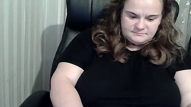 Snapshot of HarmonyKarera chatting on October 7, 7:59 pm HarmonyKarera online show from October 7, 7:59 pm