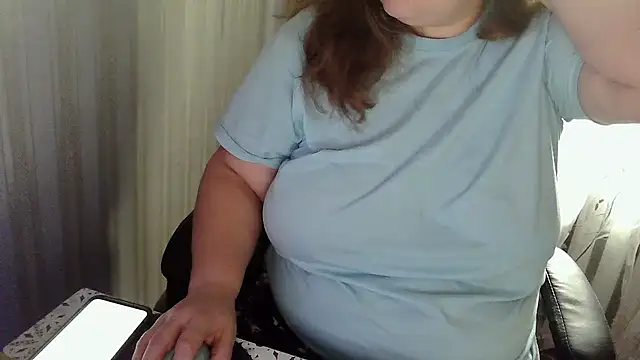 Snapshot of HarmonyKarera chatting on October 7, 7:53 am HarmonyKarera online show from October 7, 7:53 am