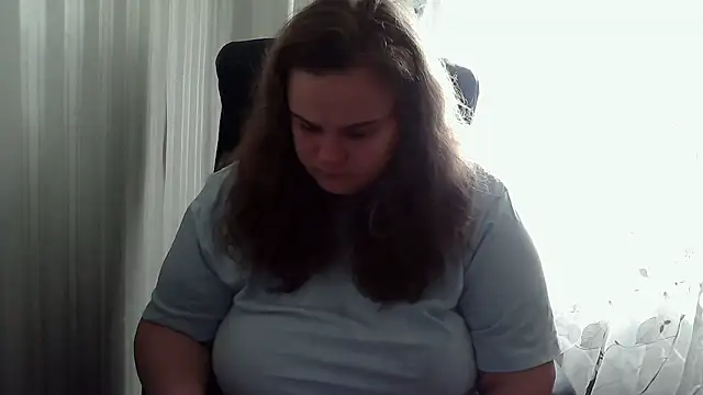 Snapshot of HarmonyKarera chatting on October 12, 7:32 am HarmonyKarera online show from October 12, 7:32 am