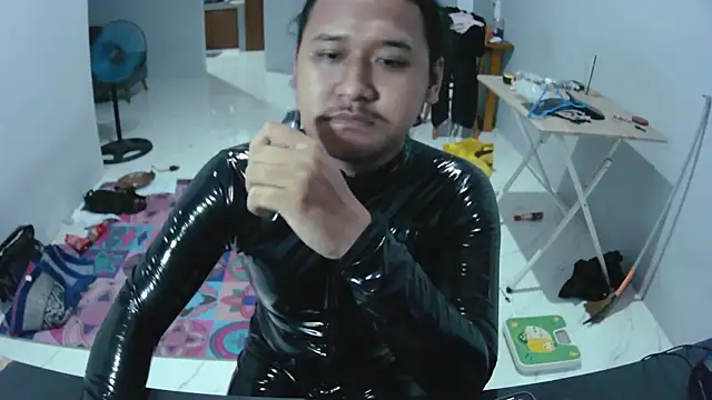 latexidn online show from November 15, 9:52 pm