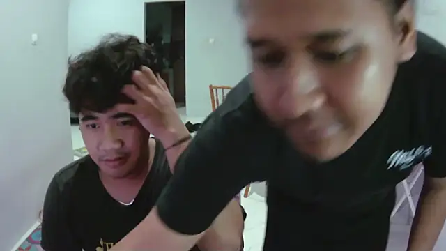 latexidn online show from December 18, 10:35 pm