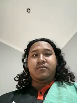 latexidn online show from December 3, 11:31 am