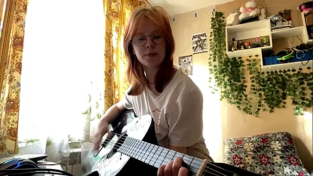 Snapshot of AnitaVanruiten chatting on October 4, 10:28 am AnitaVanruiten online show from October 4, 10:28 am