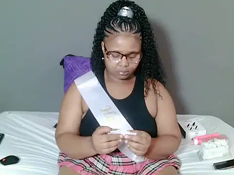 BoobsBae04 online show from October 20, 7:58 pm