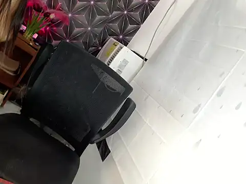 Hot chely online show from October 24, 10:42 pm