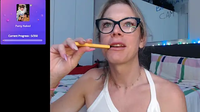 Snapshot of Spicypamy chatting on June 25, 3:06 pm Spicypamy online show from June 25, 3:06 pm