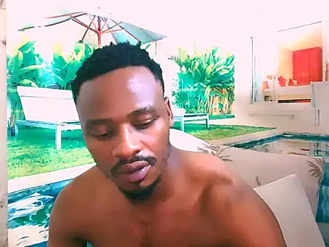 Snapshot of EbonyTiger69 chatting on October 31, 8:55 am EbonyTiger69 online show from October 31, 8:55 am