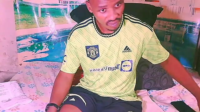 EbonyTiger69 online show from March 12, 5:45 am