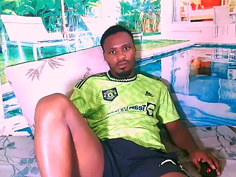 Snapshot of EbonyTiger69 chatting on November 19, 5:57 pm EbonyTiger69 online show from November 19, 5:57 pm